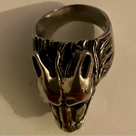 Brand new biker belt buckle (35$) also new wolf (25$) and saints (87$)rings. - Picture 5 of 8